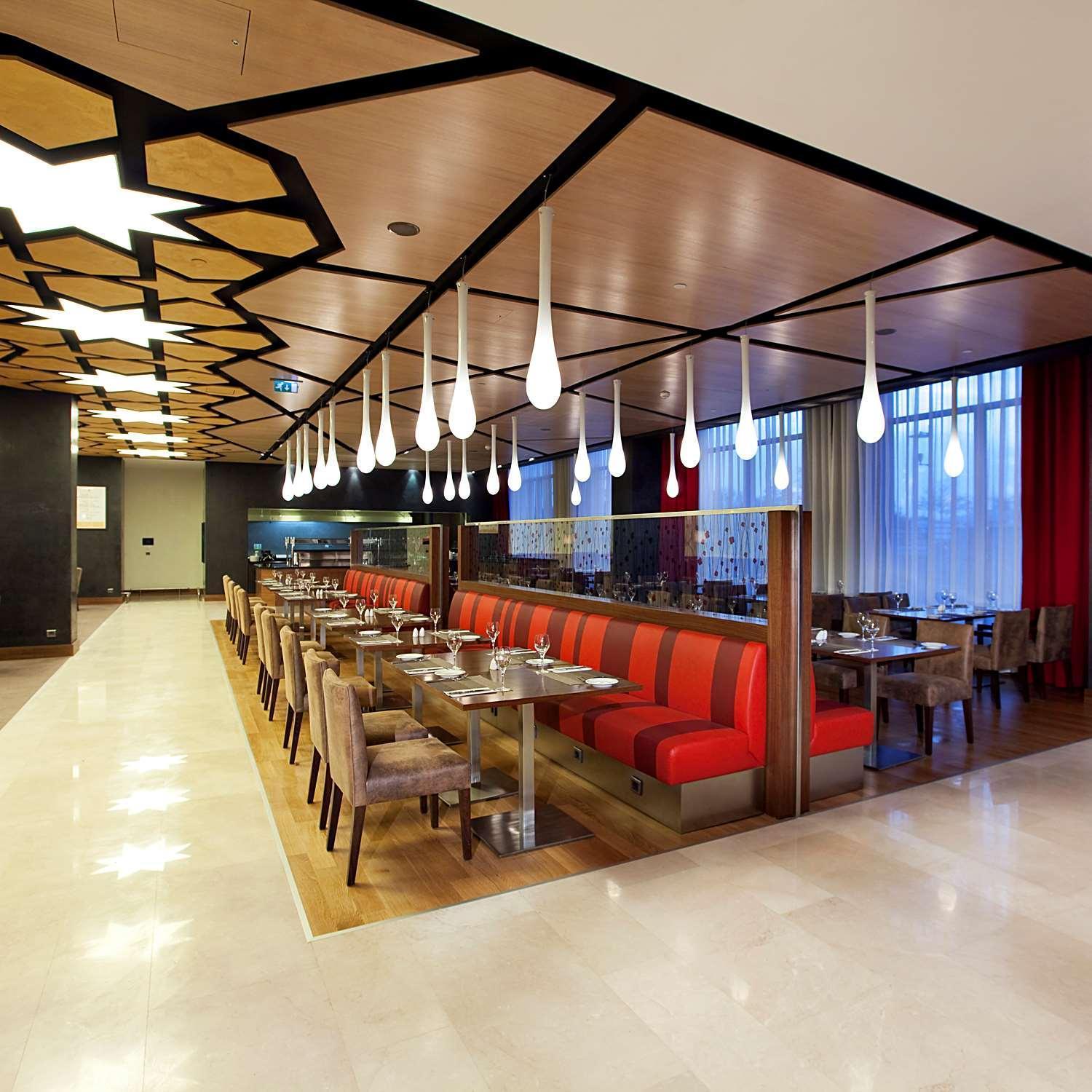 Hilton Garden Inn Konya Restaurang bild